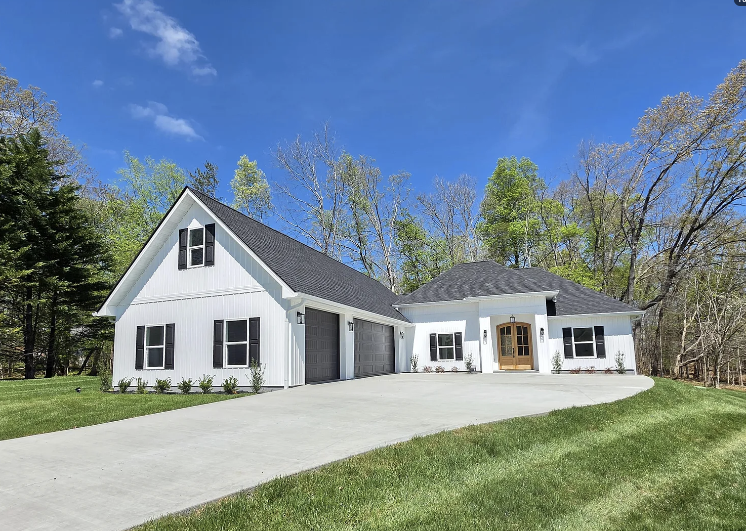 Completed spec home at 518 Gohi Trail, Vonore, TN 37885